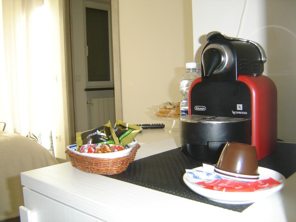 La Dolce Vita B&B Noli Bagian luar foto