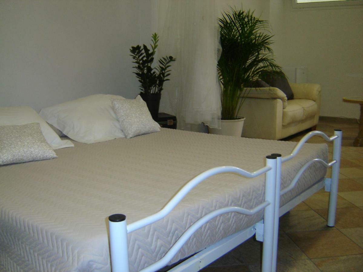 La Dolce Vita B&B Noli Bagian luar foto