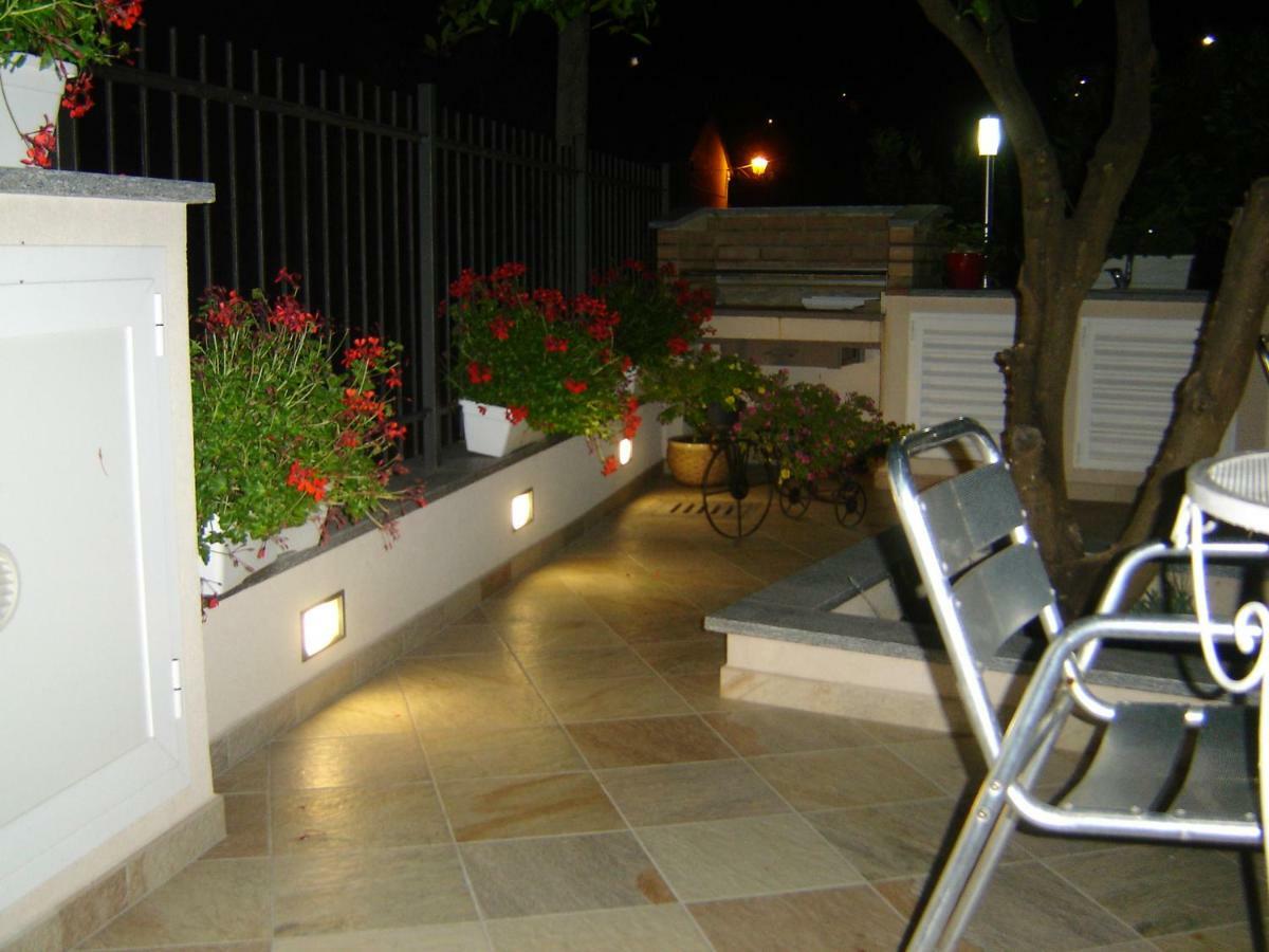 La Dolce Vita B&B Noli Bagian luar foto