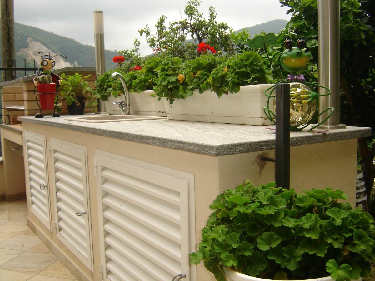 La Dolce Vita B&B Noli Bagian luar foto